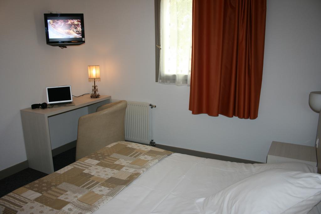 L Or Du Temps Otel Saint-Alban  Oda fotoğraf